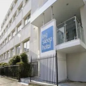 Hotel Citrus By Compass Hospitality, Cheltenham